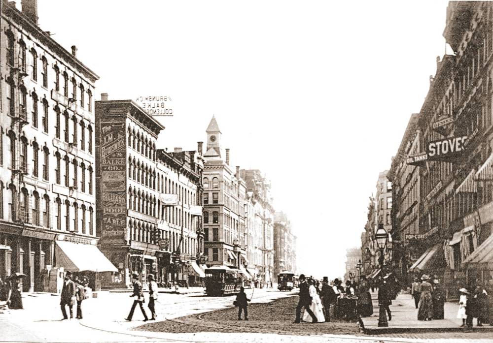 photo-chicago-state-street-from-lake-1880s
